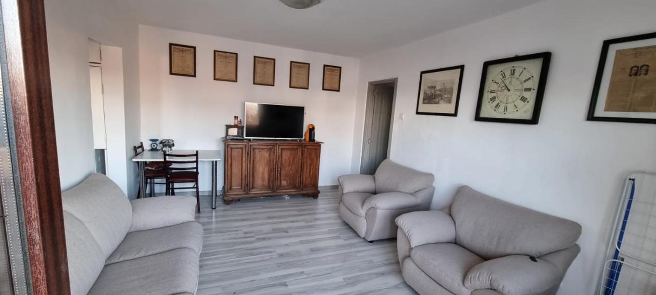 Apartament Regim Hotelier Bacau Exterior photo