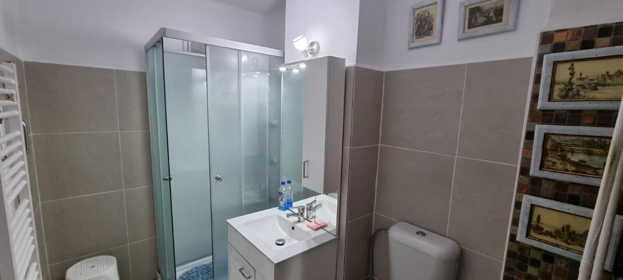 Apartament Regim Hotelier Bacau Exterior photo
